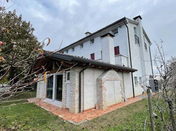 casa indipendente in vendita a Santa Lucia di Piave