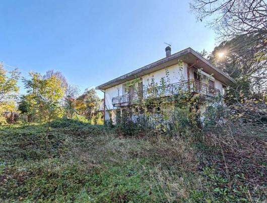 casa indipendente in vendita a Santa Lucia di Piave in zona Sarano