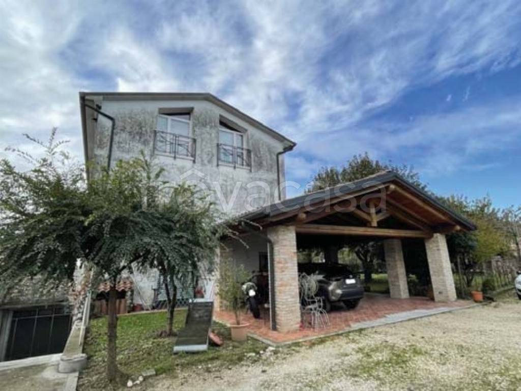 villa in vendita a Santa Lucia di Piave