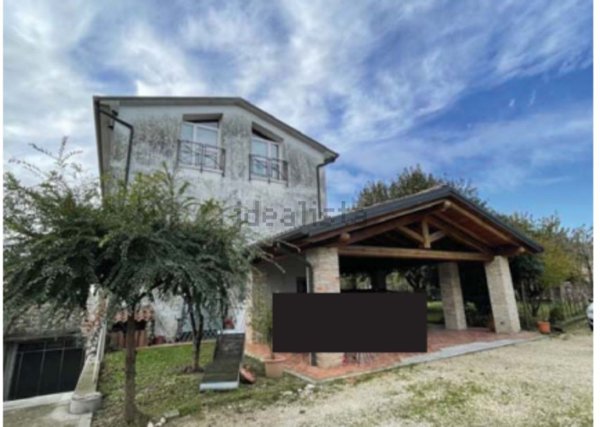 casa indipendente in vendita a Santa Lucia di Piave
