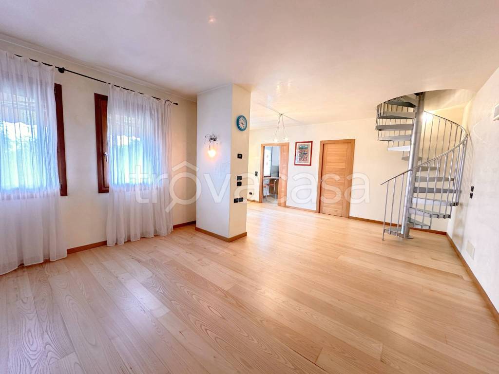 appartamento in vendita a Santa Lucia di Piave