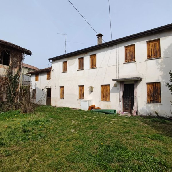 casa indipendente in vendita a Santa Lucia di Piave