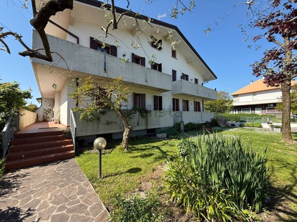 appartamento in vendita a Santa Lucia di Piave in zona Bocca di Strada