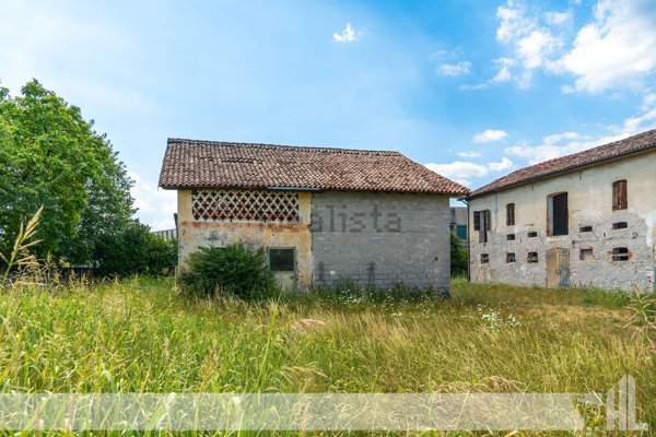 casale in vendita a Santa Lucia di Piave