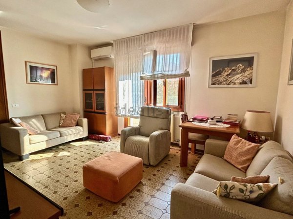 casa indipendente in vendita a Santa Lucia di Piave in zona Sarano