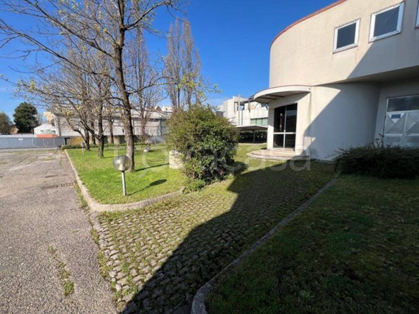terreno edificabile in vendita a San Vendemiano in zona Fossamerlo