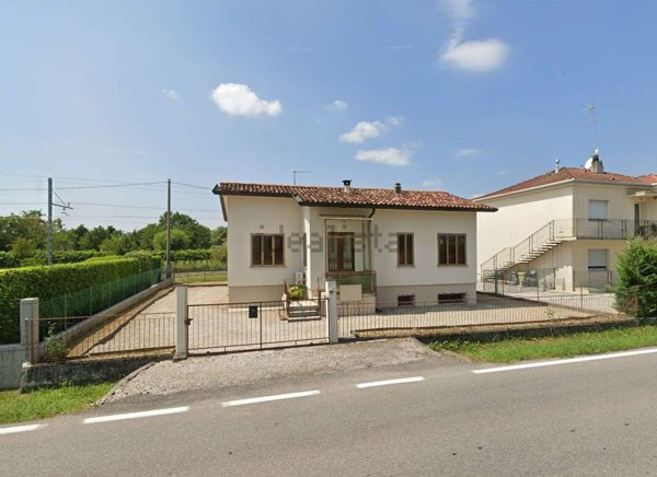 casa indipendente in vendita a San Vendemiano in zona Fossamerlo