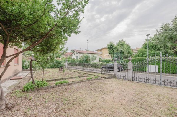 casa indipendente in vendita a San Vendemiano in zona Fossamerlo
