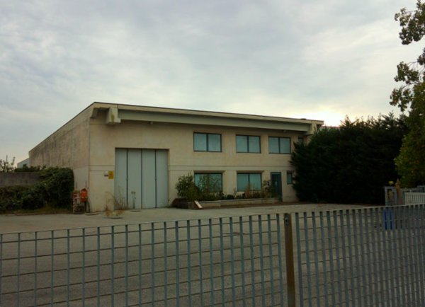 locale di sgombero in vendita a San Vendemiano