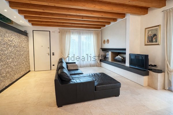casa indipendente in vendita a San Vendemiano