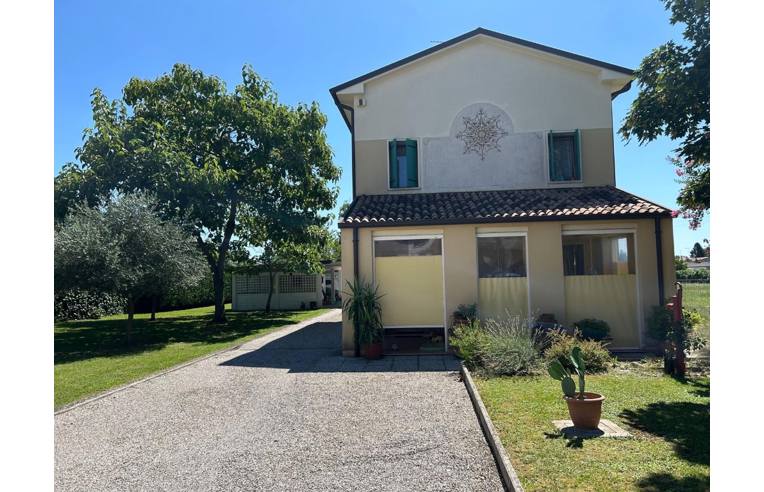 casa indipendente in vendita a San Vendemiano in zona Cosniga/Zoppè