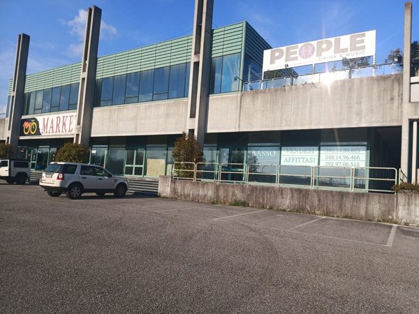 negozio in vendita a San Vendemiano