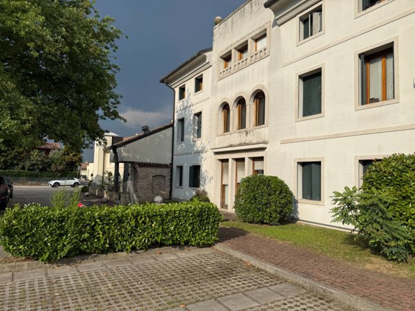 appartamento in vendita a San Vendemiano in zona Fossamerlo