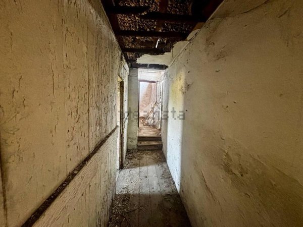 casale in vendita a San Vendemiano in zona Fossamerlo
