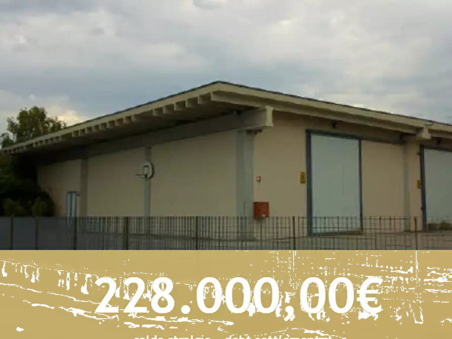 locale di sgombero in vendita a San Vendemiano in zona Fossamerlo