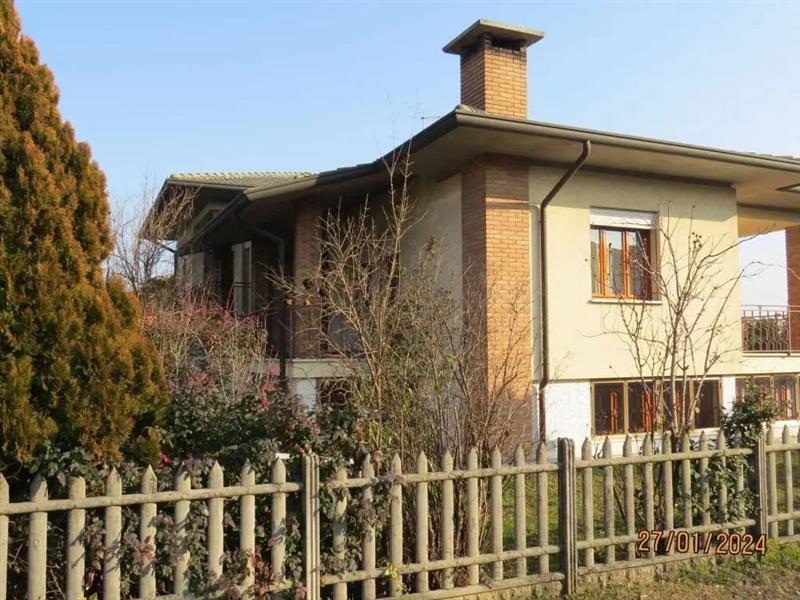 casa indipendente in vendita a San Zenone degli Ezzelini in zona Ca' Rainati