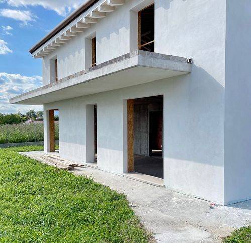 casa indipendente in vendita a San Zenone degli Ezzelini
