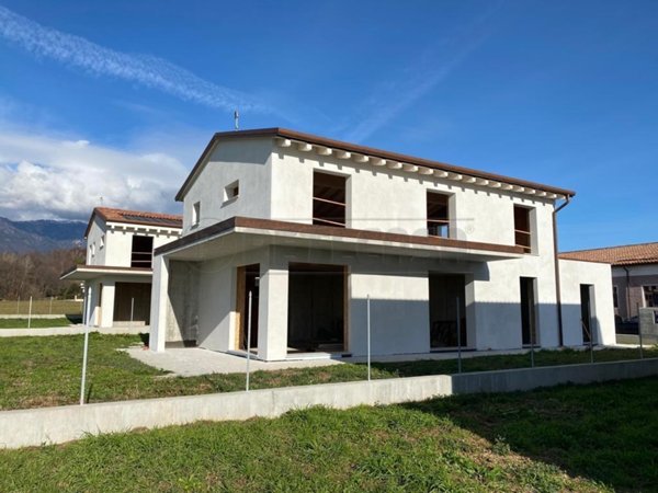 casa indipendente in vendita a San Zenone degli Ezzelini