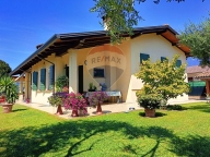 casa indipendente in vendita a San Zenone degli Ezzelini