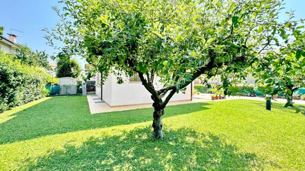 casa indipendente in vendita a San Zenone degli Ezzelini
