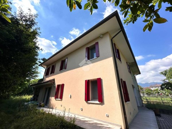 casa indipendente in vendita a San Zenone degli Ezzelini