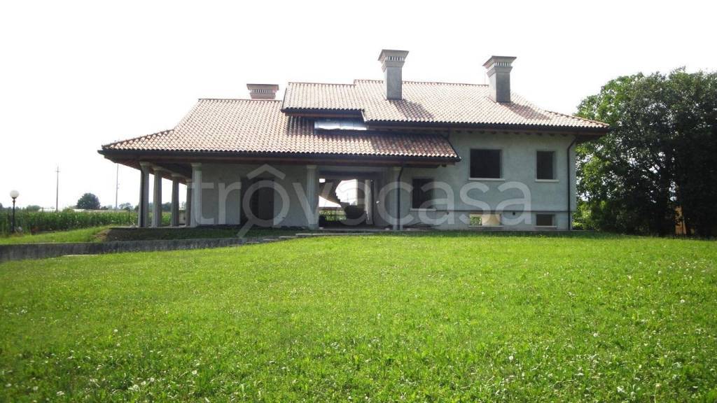 casa indipendente in vendita a San Zenone degli Ezzelini