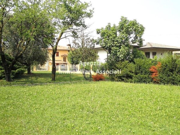 terreno edificabile in vendita a San Zenone degli Ezzelini