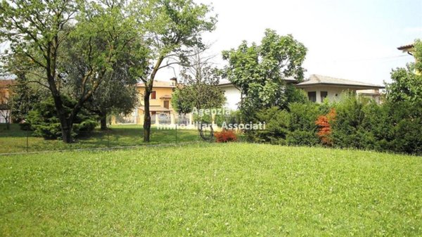 terreno edificabile in vendita a San Zenone degli Ezzelini