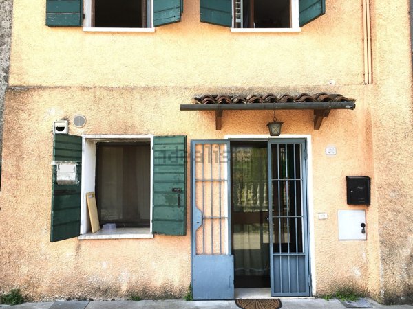 casa indipendente in vendita a San Zenone degli Ezzelini