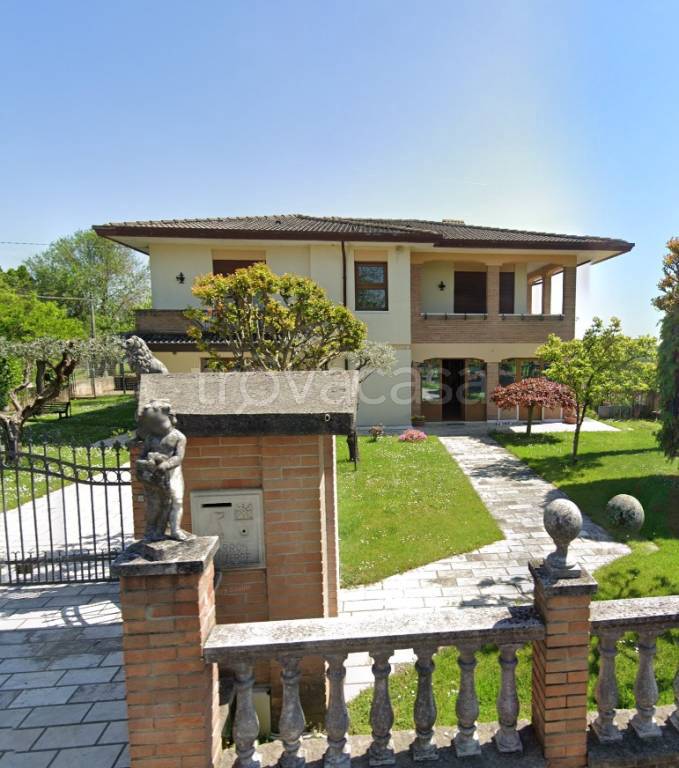 casa indipendente in vendita a San Zenone degli Ezzelini