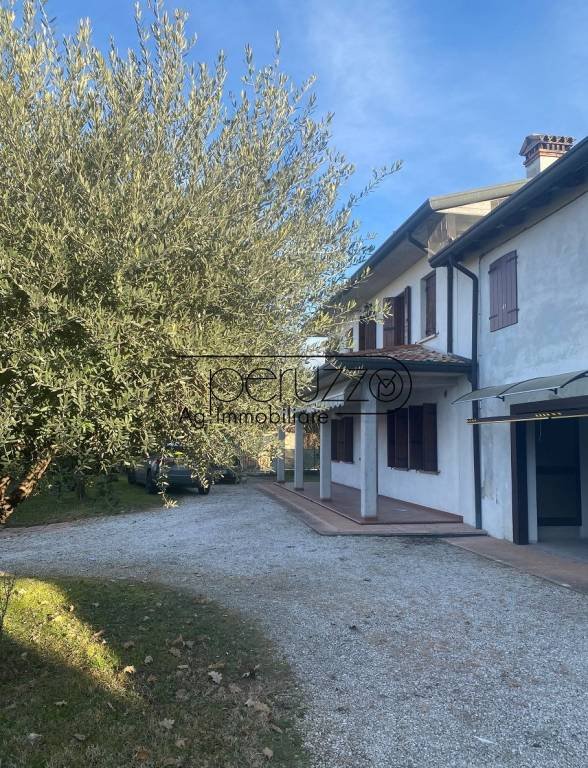 casa indipendente in vendita a San Zenone degli Ezzelini