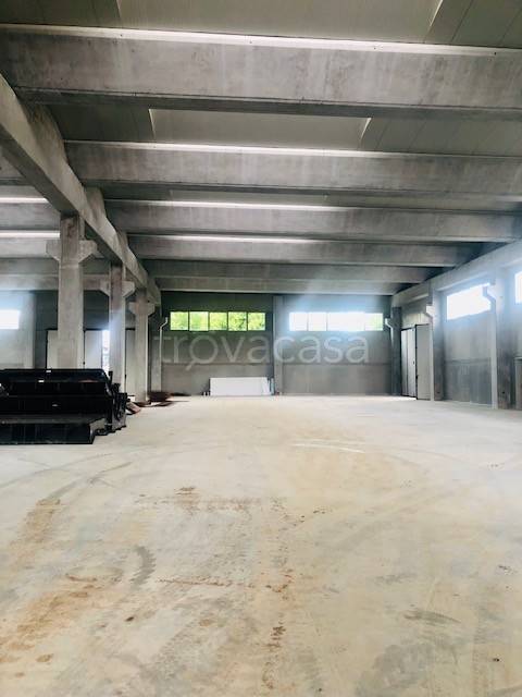 locale commerciale in vendita a San Zenone degli Ezzelini