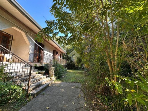 casa indipendente in vendita a San Zenone degli Ezzelini in zona Sopracastello