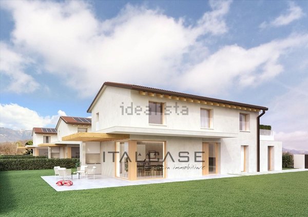 casa indipendente in vendita a San Zenone degli Ezzelini in zona Sopracastello