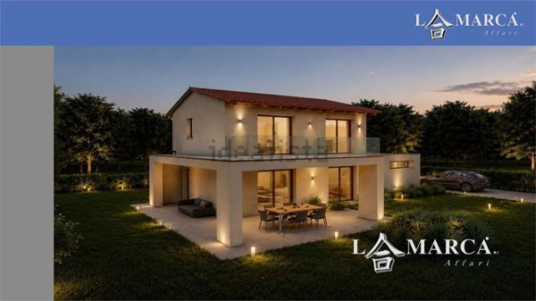 casa indipendente in vendita a San Zenone degli Ezzelini in zona Sopracastello