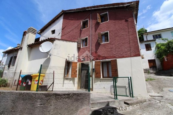quadrivano in vendita a Sarmede in zona Montaner
