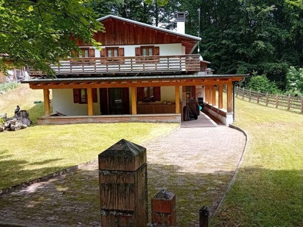 casa indipendente in vendita a Sarmede