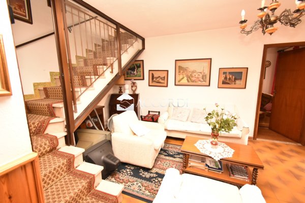 casa indipendente in vendita a Sarmede