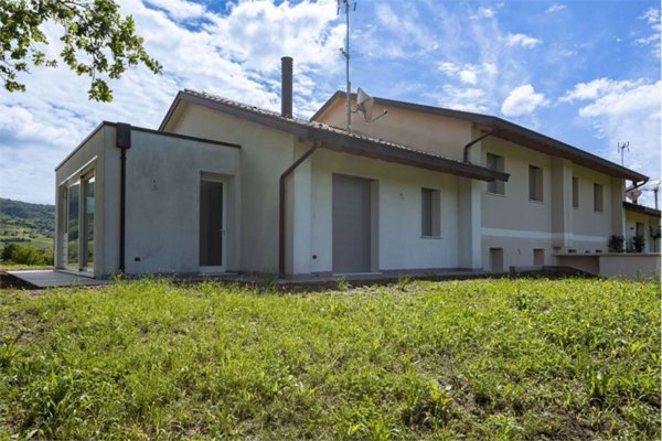 casa indipendente in vendita a Sarmede