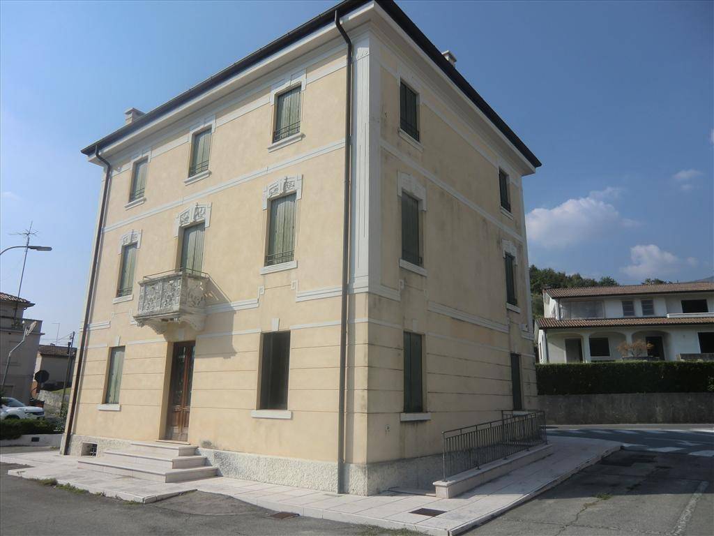 quadrivano in vendita a Sarmede