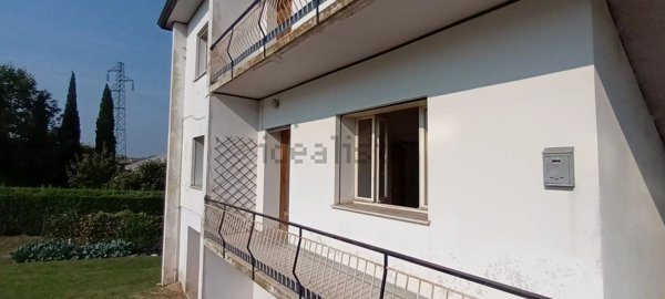 casa indipendente in vendita a Sarmede