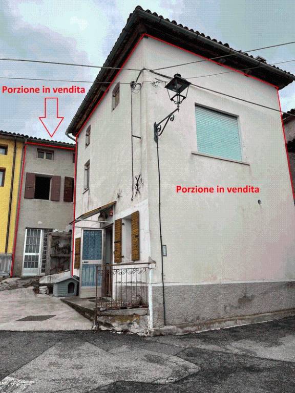 casa indipendente in vendita a Sarmede in zona Montaner