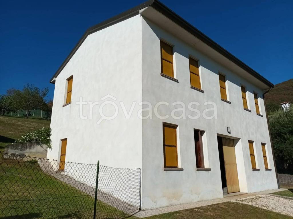 casa indipendente in vendita a Sarmede