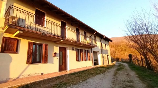 casa indipendente in vendita a Sarmede