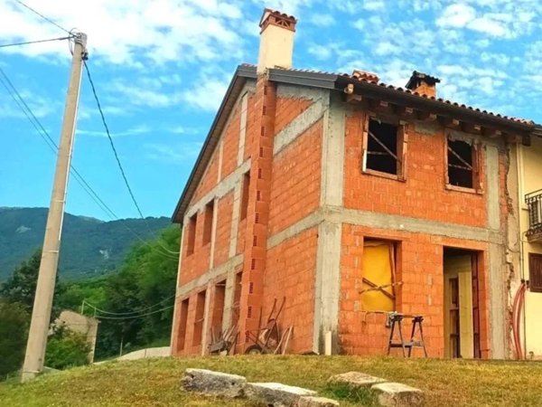 casa indipendente in vendita a Sarmede