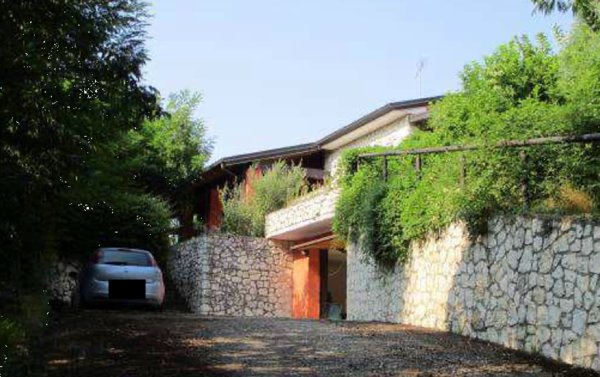 casa indipendente in vendita a Sarmede