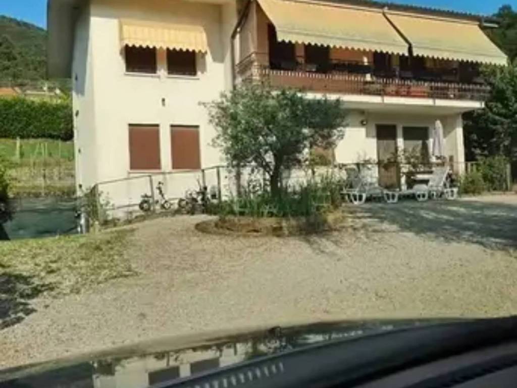 casa indipendente in vendita a Segusino