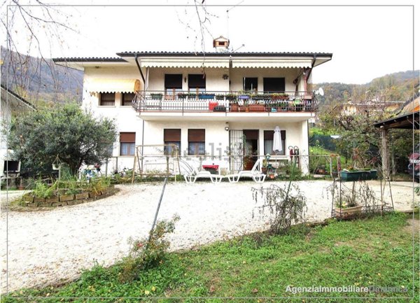 casa indipendente in vendita a Segusino