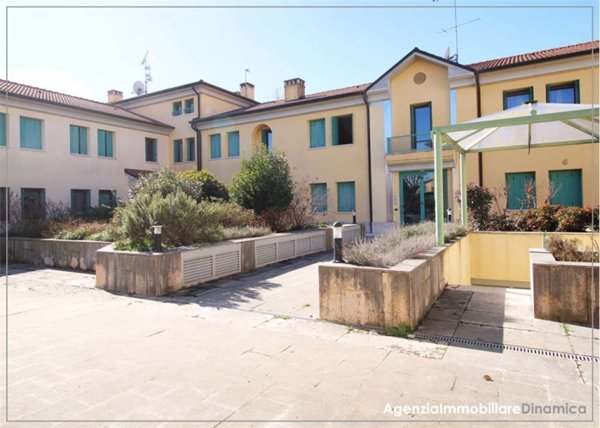 appartamento in vendita a Sernaglia della Battaglia in zona Falzè di Piave