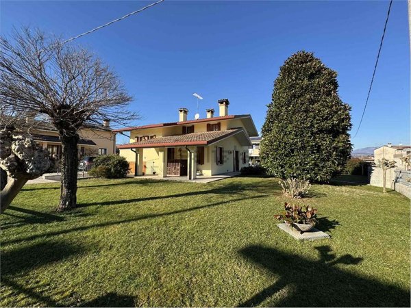 casa indipendente in vendita a Sernaglia della Battaglia